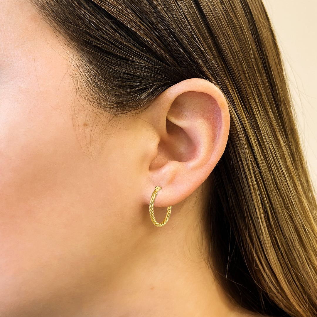 14K Yellow Gold Oval Textured Hoop Earrings