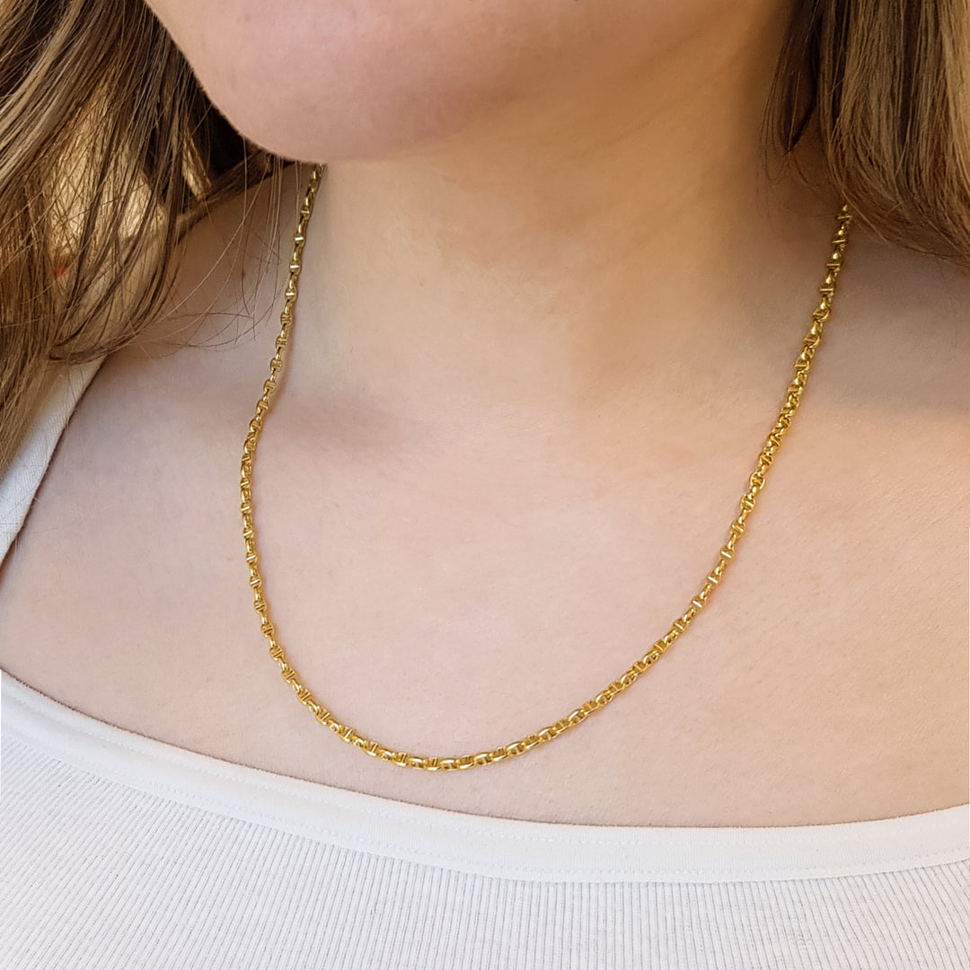 14K Yellow Gold Lightweight Link Chain Necklace 18"